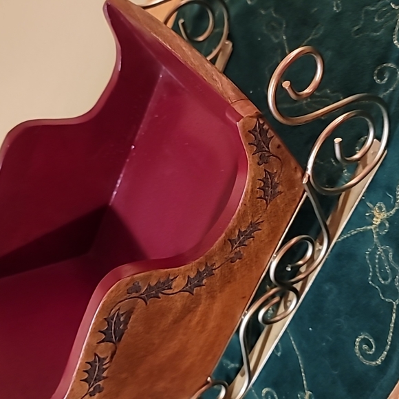 Lenox Wood Sleigh Serving Centerpiece - Picture 2 of 11
